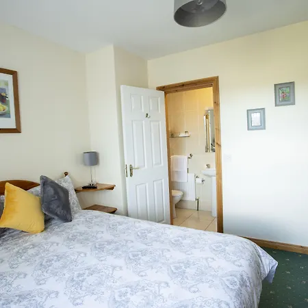 מלון Avoca House Castlegar