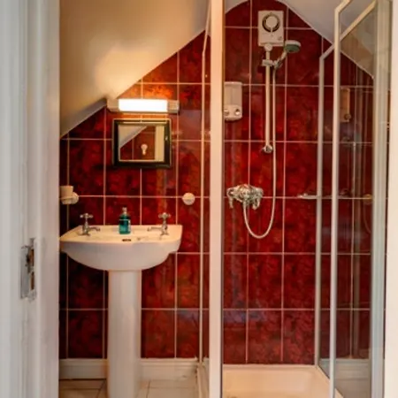 Avoca House Castlegar