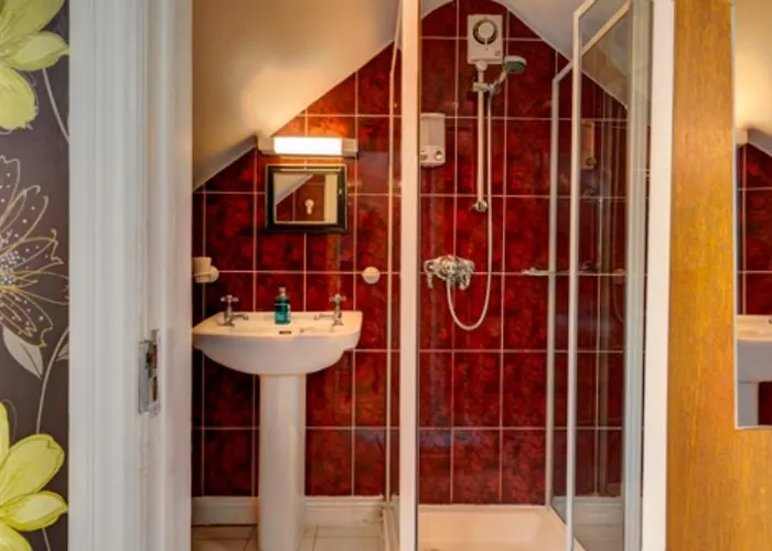 Avoca House Castlegar